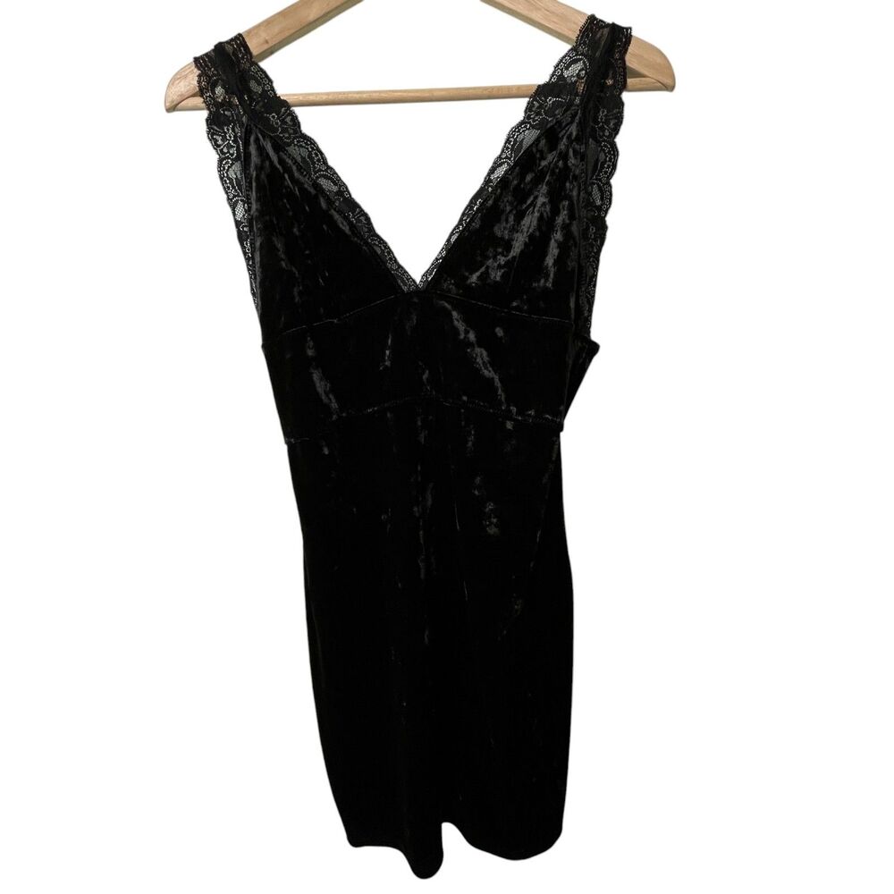 Free People Intimately Viper Velvet Slip Dress Sz S Black Lace Chemise Nightie - Picture 5 of 11